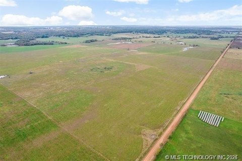 Pasture Land in Big Cabin, OK