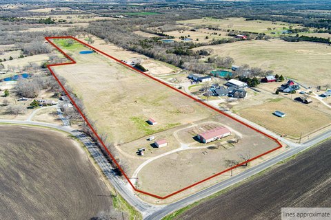 Equestrian Ranch with Barn and Pond
