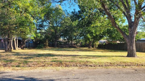 Land, Commerce, TX