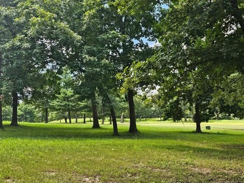 LAND - Tahlequah, OK