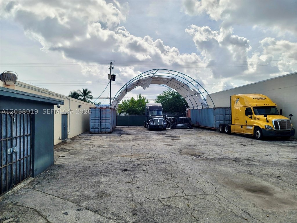 Picture 4