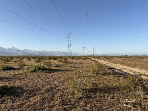 Inyokern Land with Mountain Views