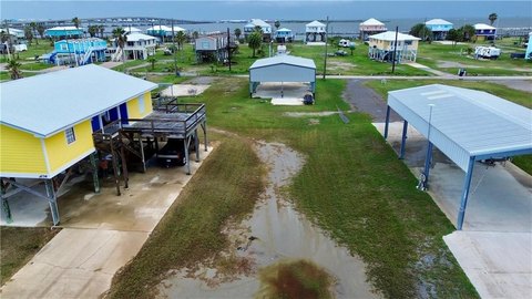 Land, Grand Isle, LA