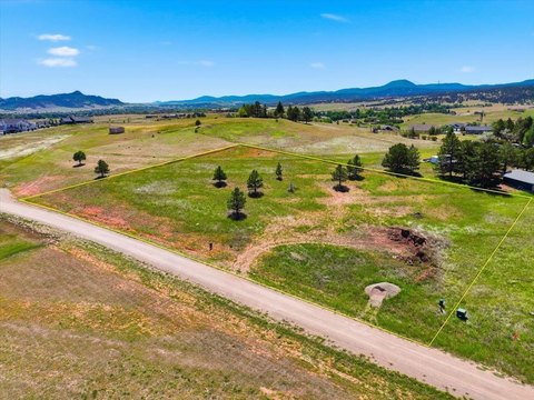 Spearfish Land with Panoramic Views