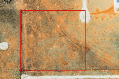 Residential Land in Bluebonnet Estates