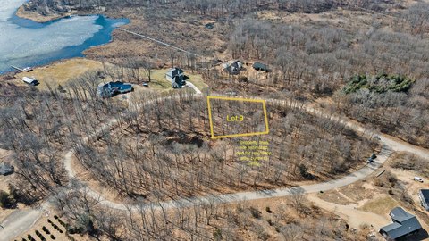 Residential Lot in Lakeview Estates