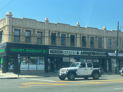 Retail Storefront on Northern Blvd