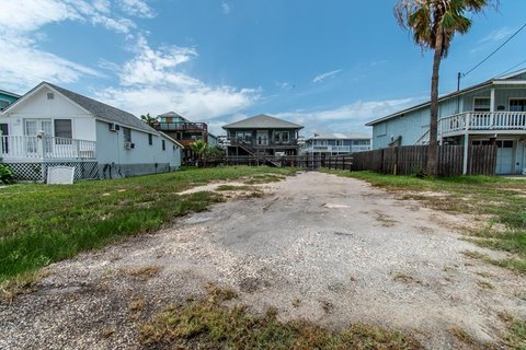 LAND - ROCKPORT, TX