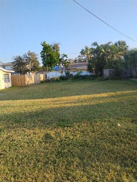 Vacant Lot in Indian Rocks