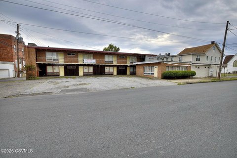 Motel and Restaurant with Living Quarters