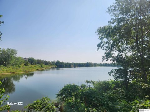 Lakefront Waterfront Land with Boat Lift
