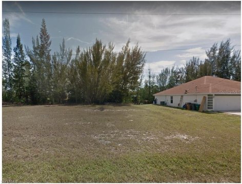 Cape Coral Freshwater Canal Lots