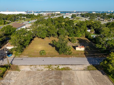 LAND - Panama City, FL