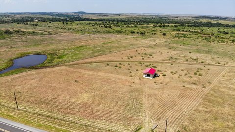 Land, Bowie, TX