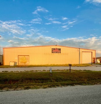 Industrial Machinery Buildings with Equipment