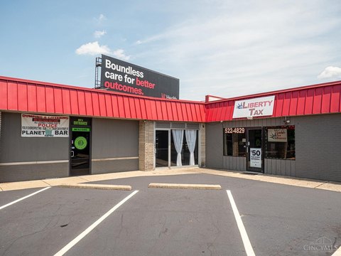 Retail Space on Hempstead Drive