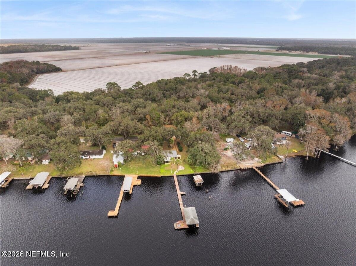 St. Johns River Waterfront Land