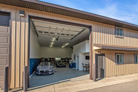 Upscale Storage Unit with Living Space