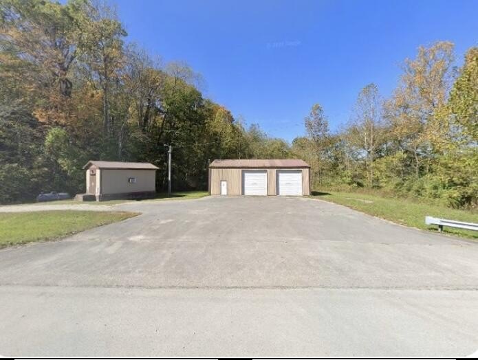 Versatile Land on Highway 7