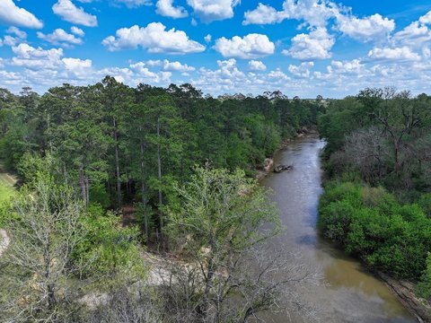 Riverfront Land in Lufkin, TX