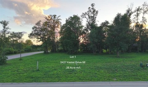 Residential Lot in Kestrel Heights