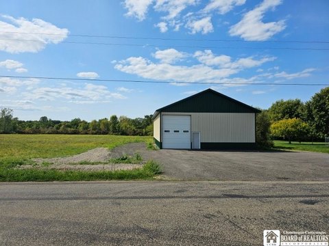 Versatile Warehouse Space Near I-90