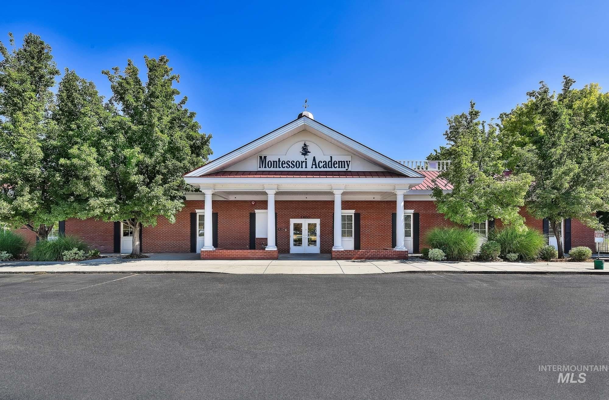 Eagle School Building For Lease