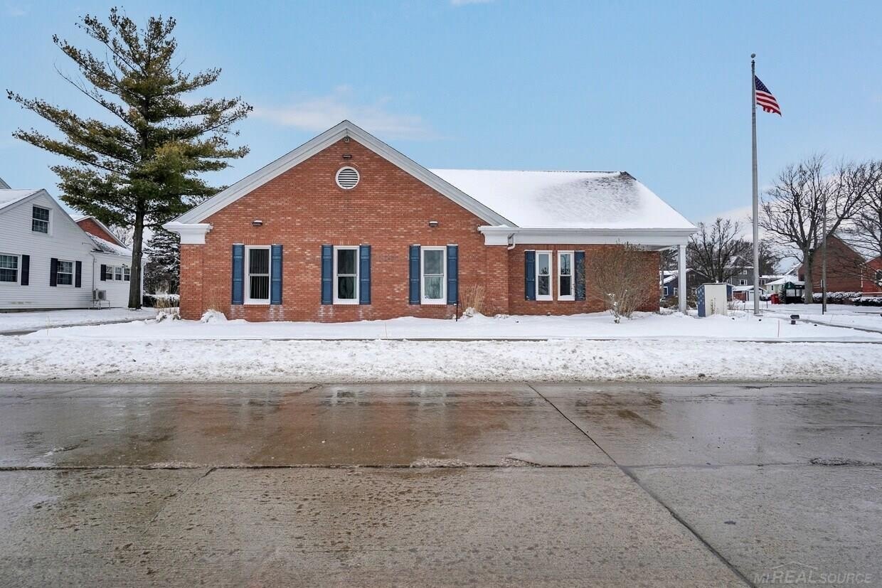 Prime Corner Lot in St. Clair