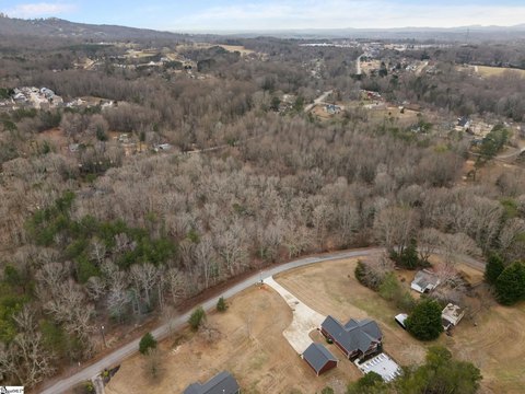 9 Acres in Travelers Rest