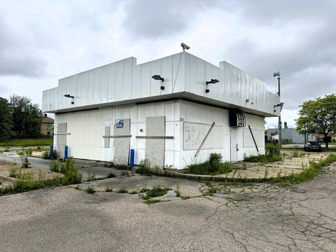 Former Restaurant with Drive-Thru