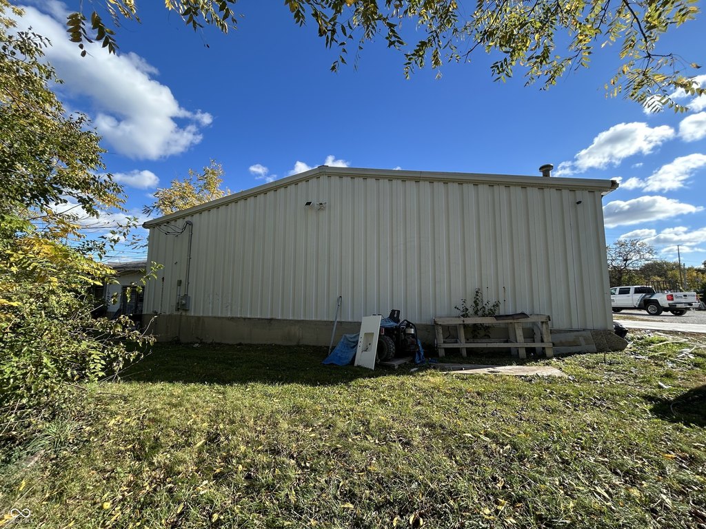 Picture 4