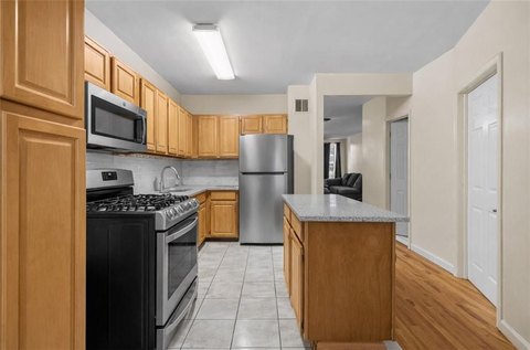 Brooklyn Multifamily Home with Yard