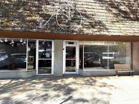 Downtown Moscow Commercial Space Available