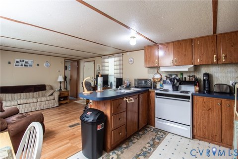 LAND - Bracey, VA
