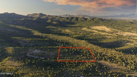 LAND - Peeples Valley, AZ
