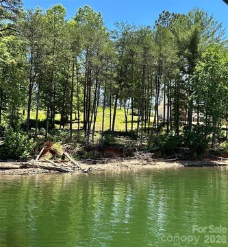Waterfront Homesite in Lakeside Reserve