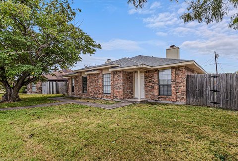 Duplex with Rear-Entry Garages