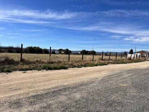 Land in West Lancaster