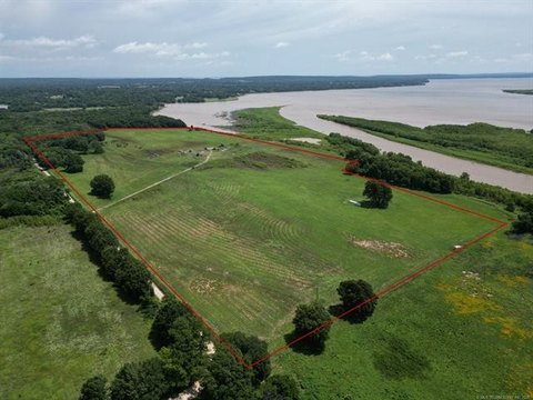 Waterfront Pasture Acreage with Hay Production
