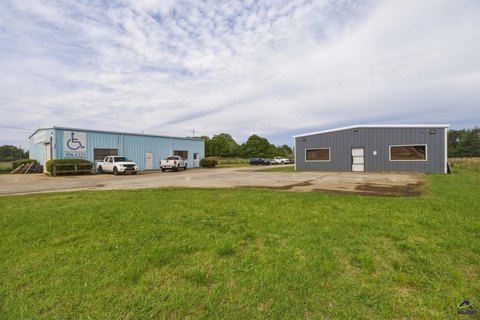 Multi-Building Flex and Warehouse Property