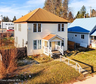 Three-Unit Multifamily Property