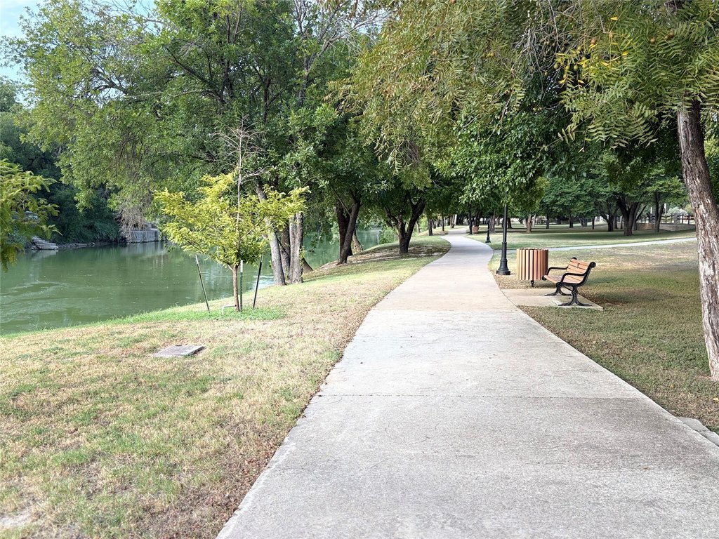 Picture 12