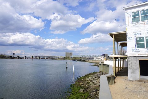 Bayfront Duplex with Boat Slip