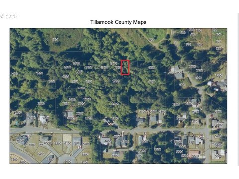 Land in Quiet Bay City