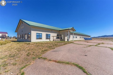 Versatile Commercial Building in Westcliffe