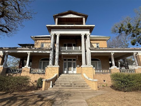 Four-Square Multi-Family Home