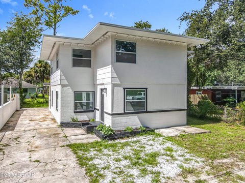 Renovated Multifamily Home Near Beach