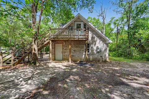LAND - Ocean Springs, MS