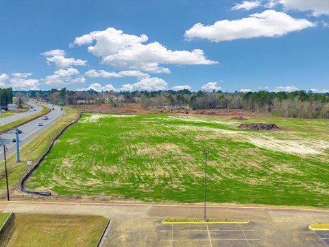 Prime Commercial Land on Loop