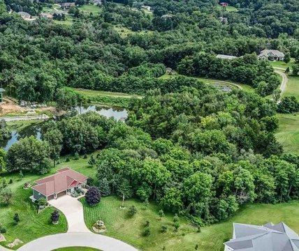 LAND - Swisher, IA
